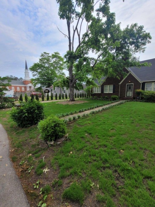New landscaping in Chattanooga Galloways lawn service